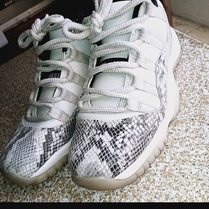Jordan 11s "bone" snakeskin